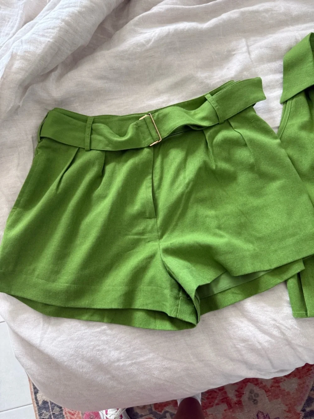 Meshki Green Collared Sleeveless Top and Shorts - Picture 8 of 8
